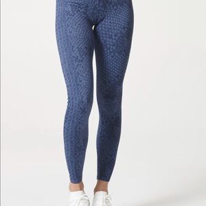NWT Nux leggings medium